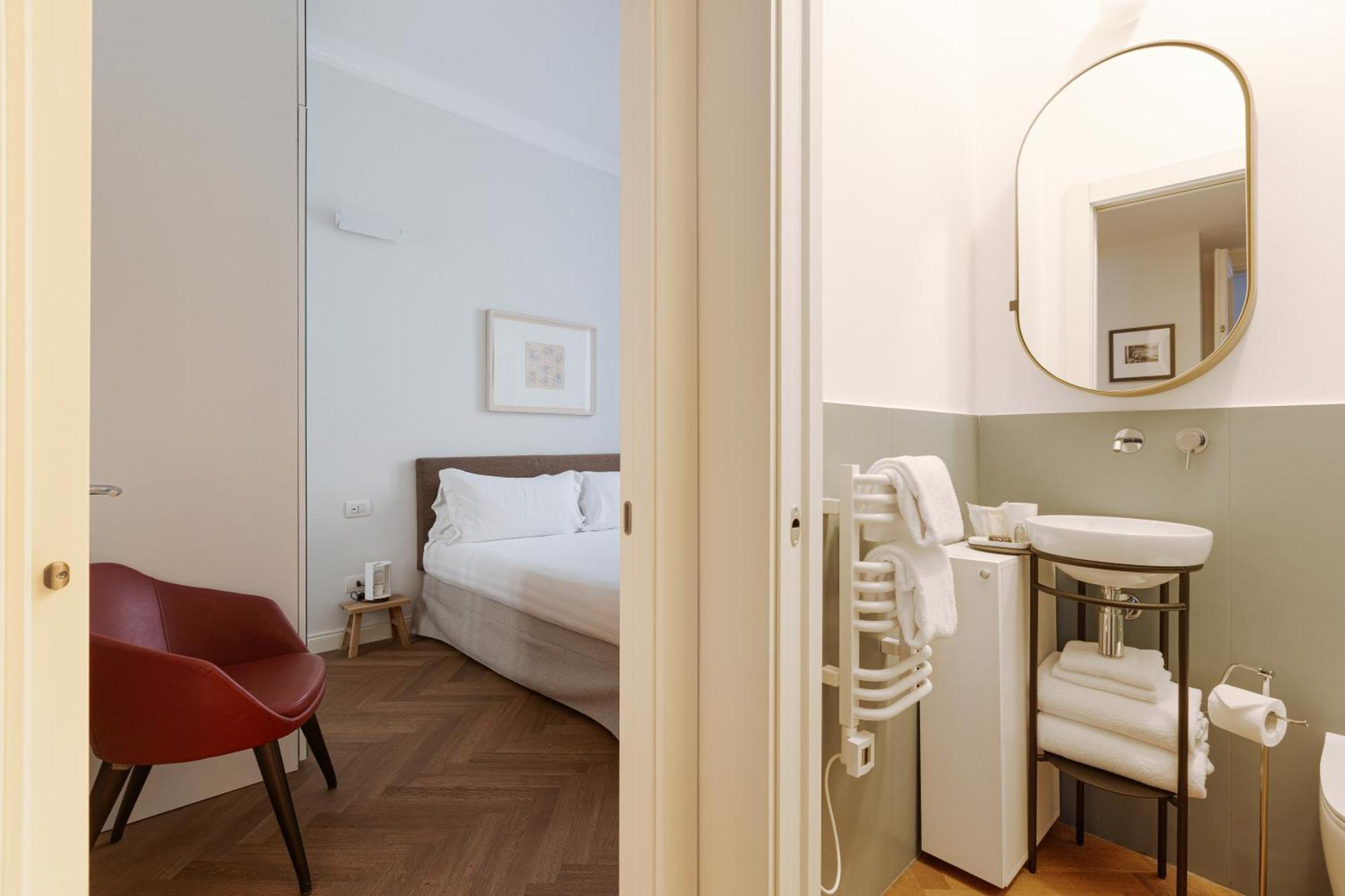 Brera Apartments In San Babila Milan Room photo